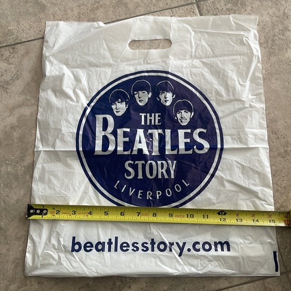 Beatles shopping bag from Liverpool store - Picture 3 of 4